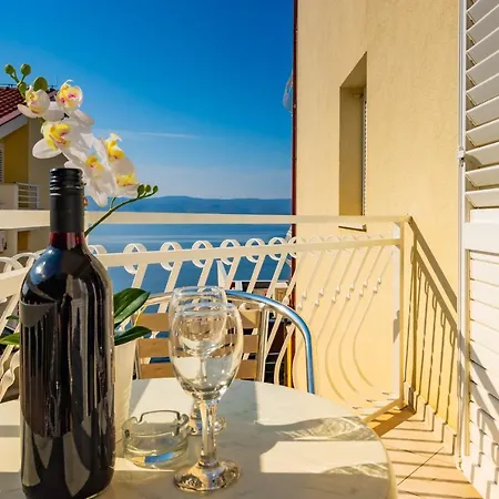 Apartment Mandolina Marusici (Split-Dalmatia)