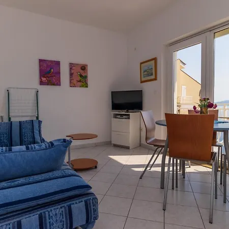 Apartment Mandolina *