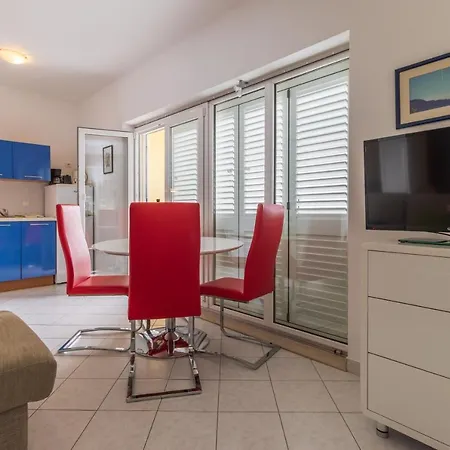 Apartment Mandolina Marusici (Split-Dalmatia)