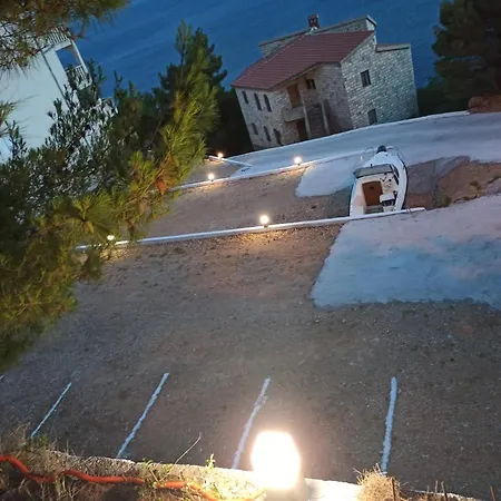 Mandolina Marusici (Split-Dalmatia)