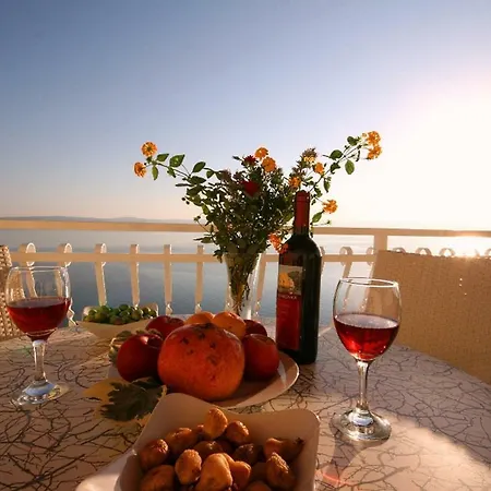 Mandolina Marusici (Split-Dalmatia)