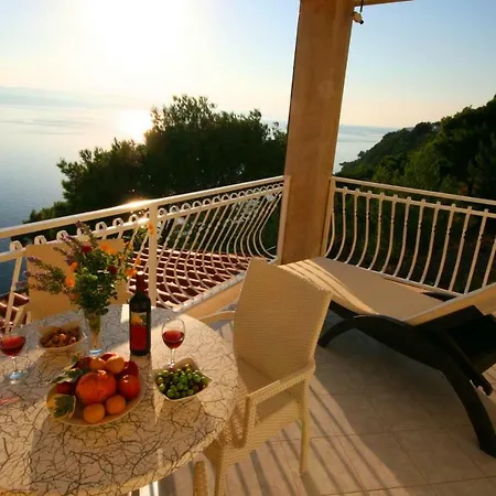 Mandolina * Marusici (Split-Dalmatia)